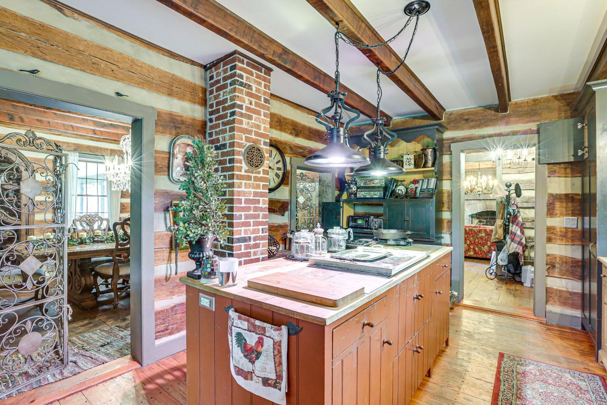 Spacious And Historic Cabin In New Haven With Pond! Exterior photo